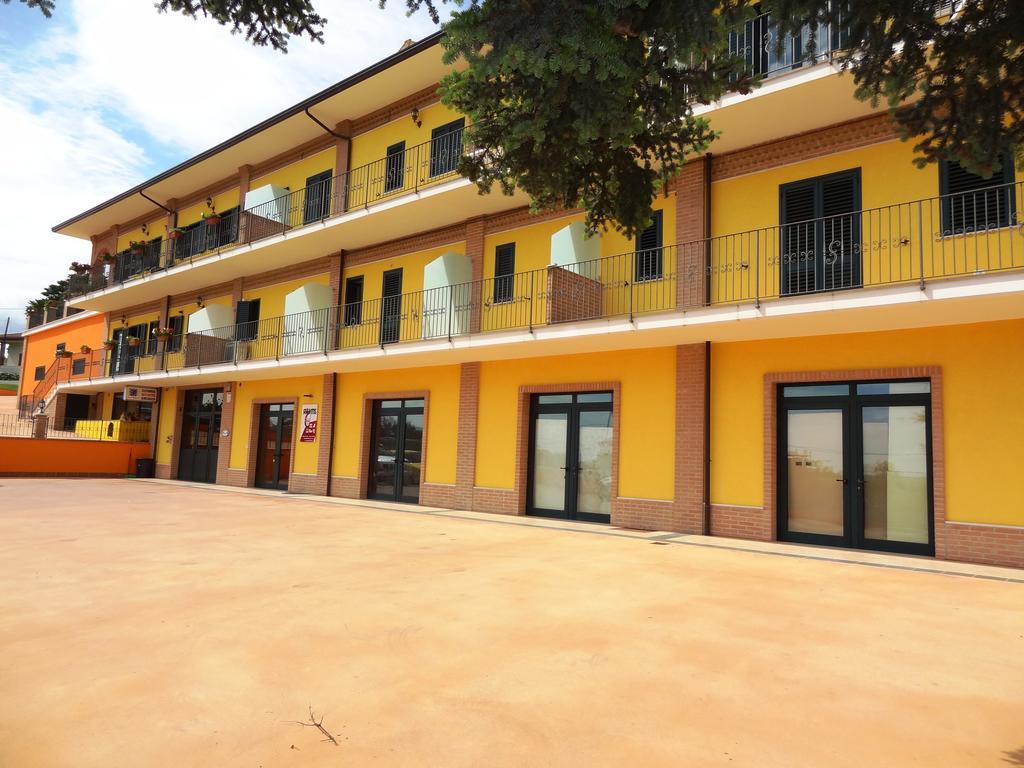 Affittacamere Rooms Di Matteo San Paolo di Iesi Kültér fotó